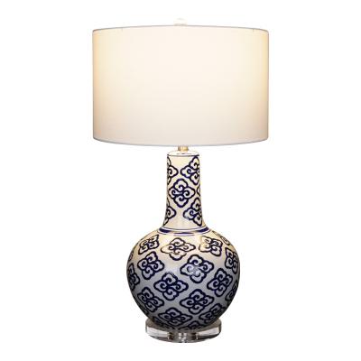 Reception restaurant decorative cloud pattern vase ceramic table lamp